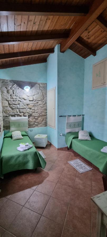 B&B Martina Senorbi Exteriör bild